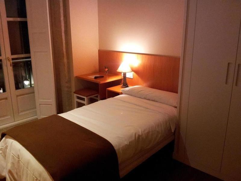 Hotel Montes 2*
